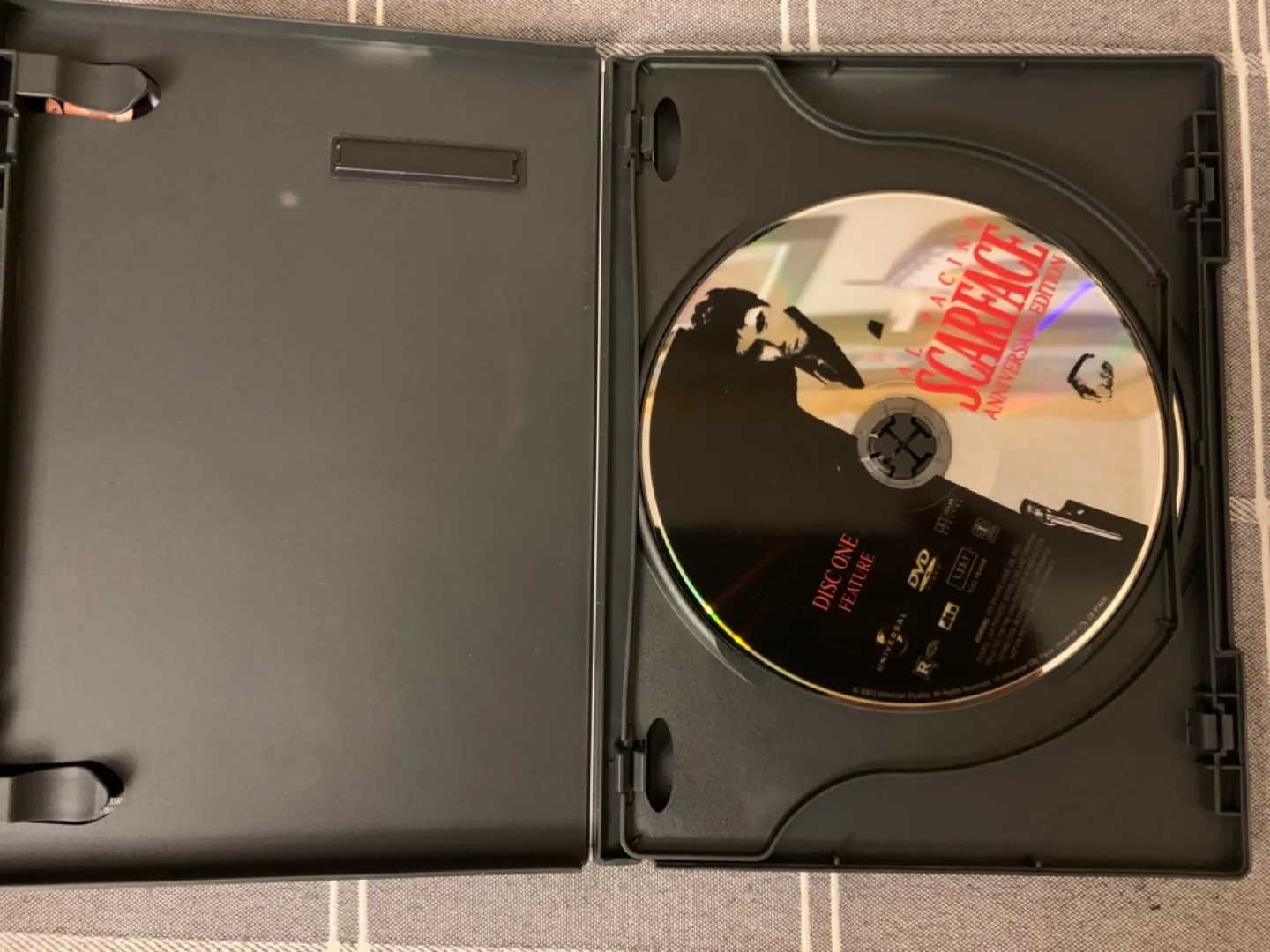 Scarface Two-Disc Anniversary & Limited Edition Blu-ray image indicator(5)