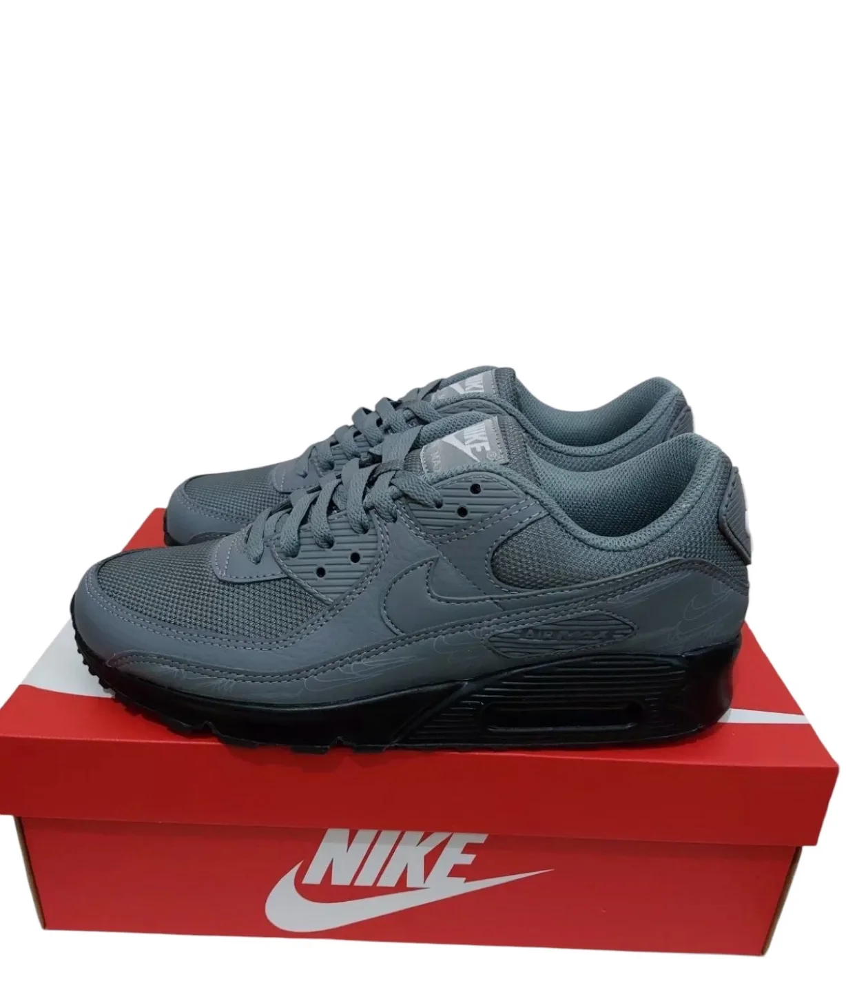 Men's Nike Air Max 90 Sneakers Cool Grey/Black Reflective SIZE 9 image indicator(4)
