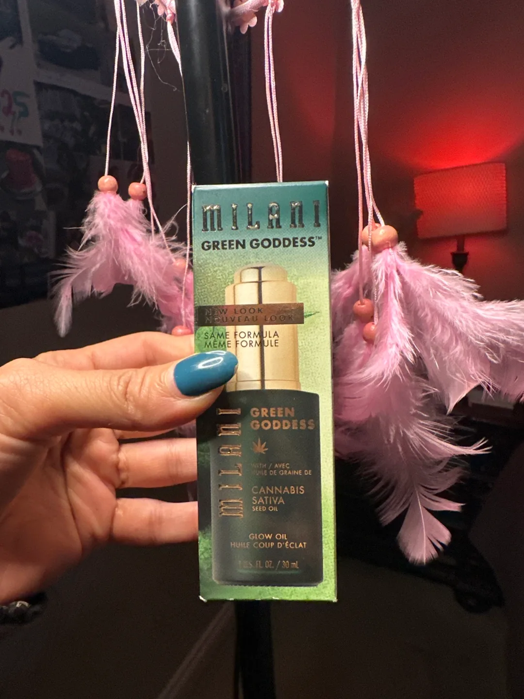 Milani Green Goddess Glow Oil image indicator(3)