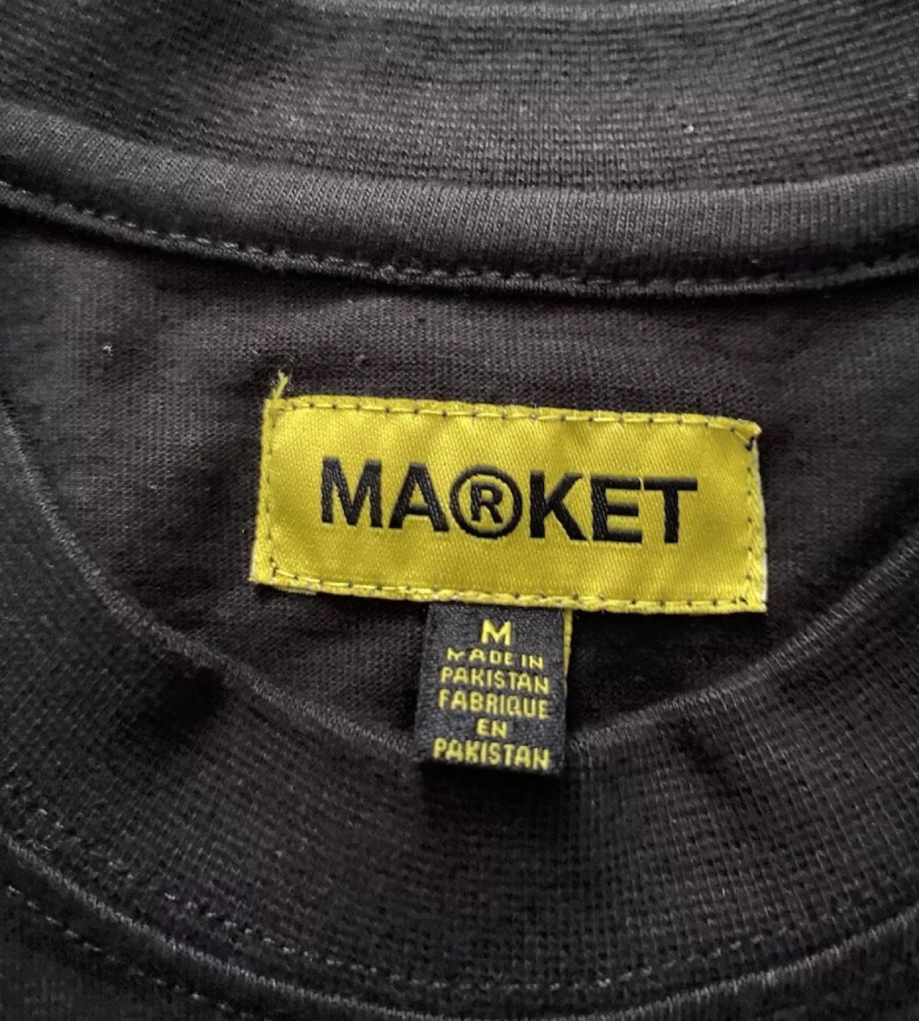 MARKET Unknown Saburu & Prada  T-shirt - VINTAGE BLACK Sz:M - photo 3