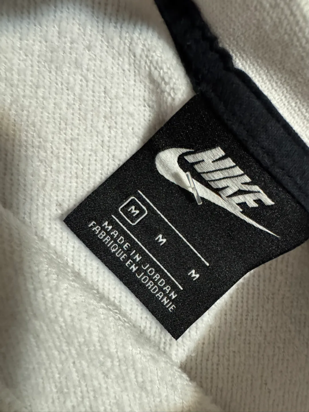 Nike Black and White Crop Top image indicator(2)