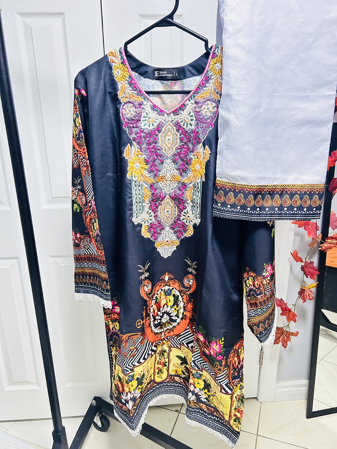 Pakistani Salwar Kameez Suit