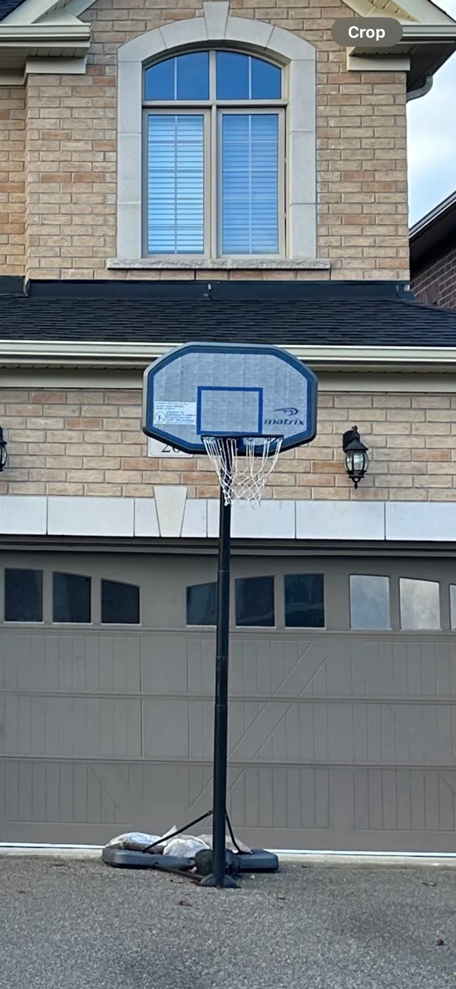 Outdoor Basketball Hoop thumbnail