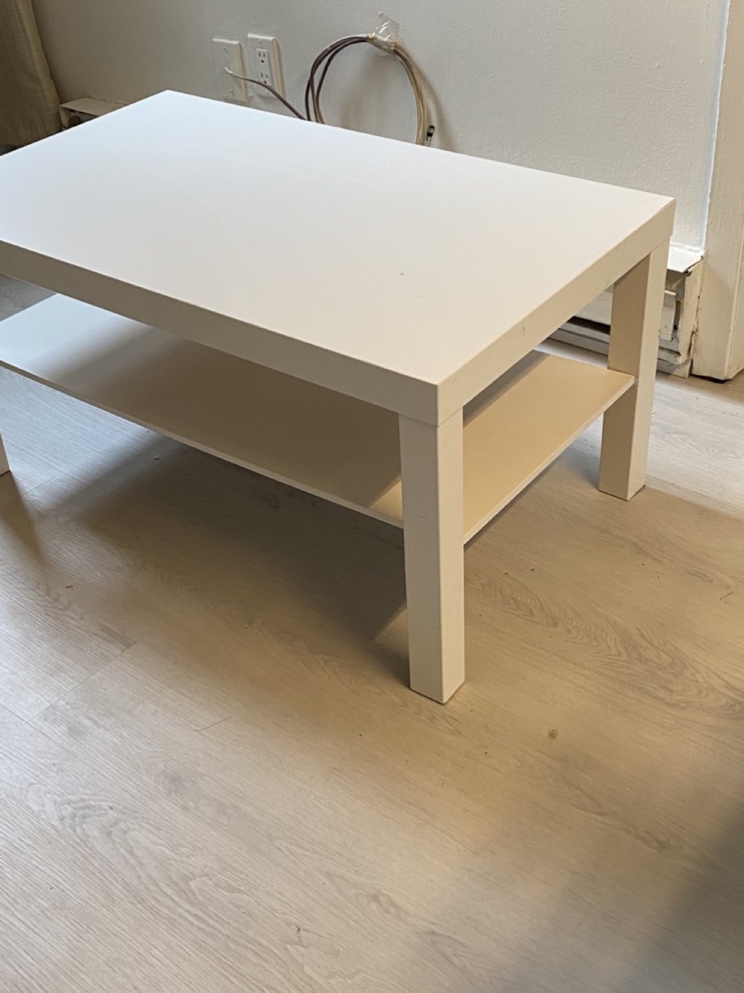 White Coffee Table - photo 2