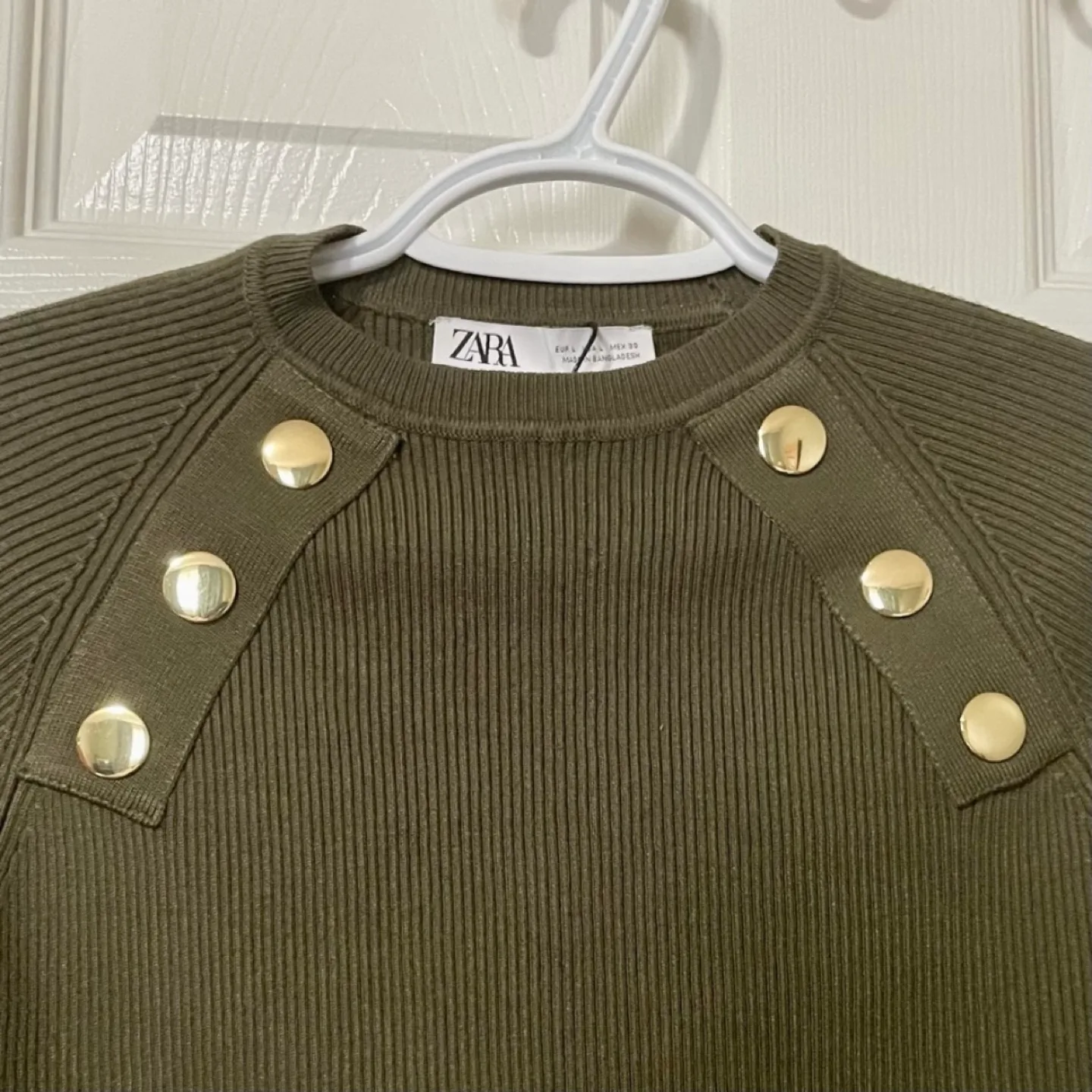 Zara Button Detail Long Sleeve Top image indicator(7)
