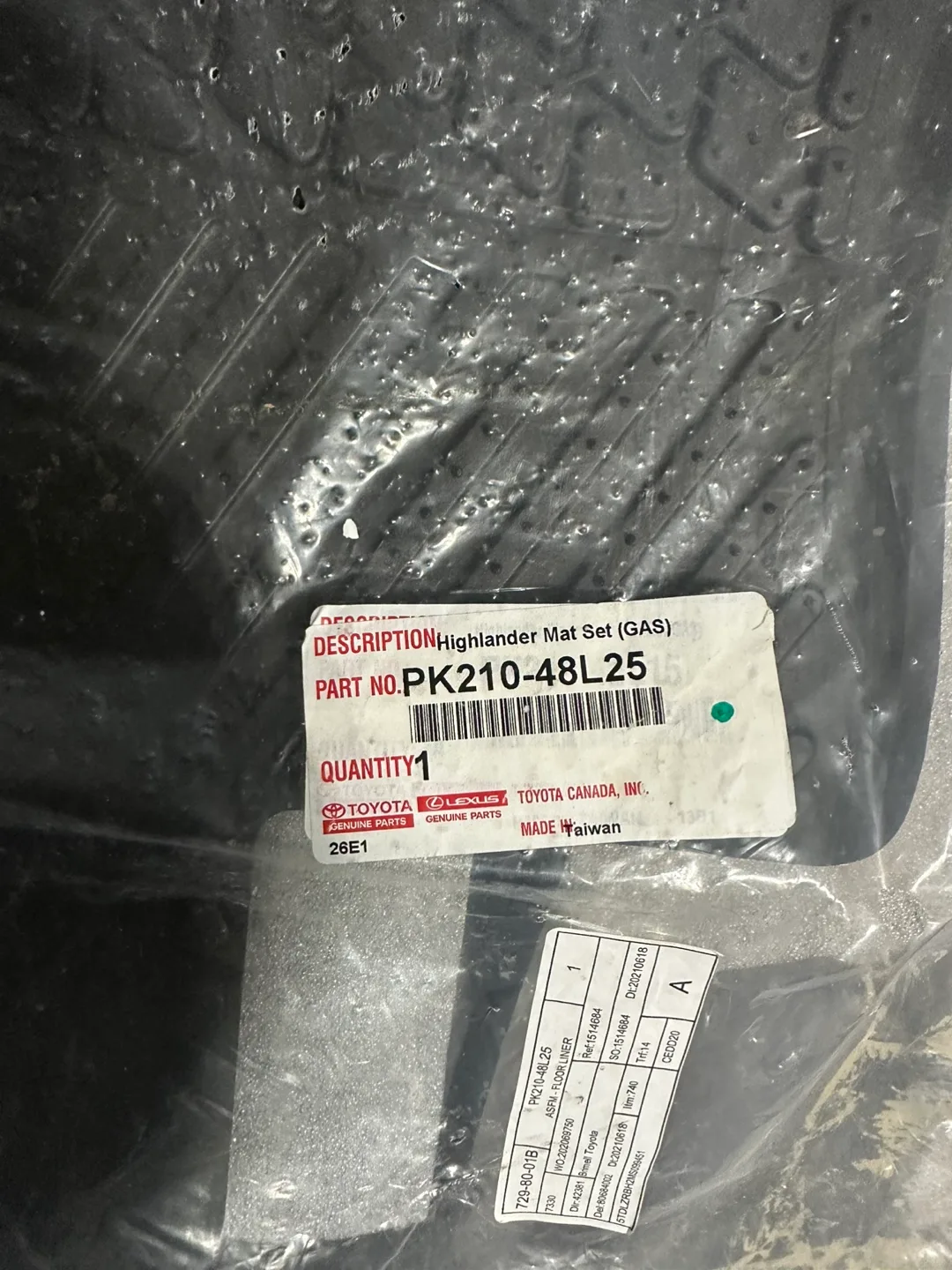 Toyota Highlander All-Weather Floor Mats image indicator(2)