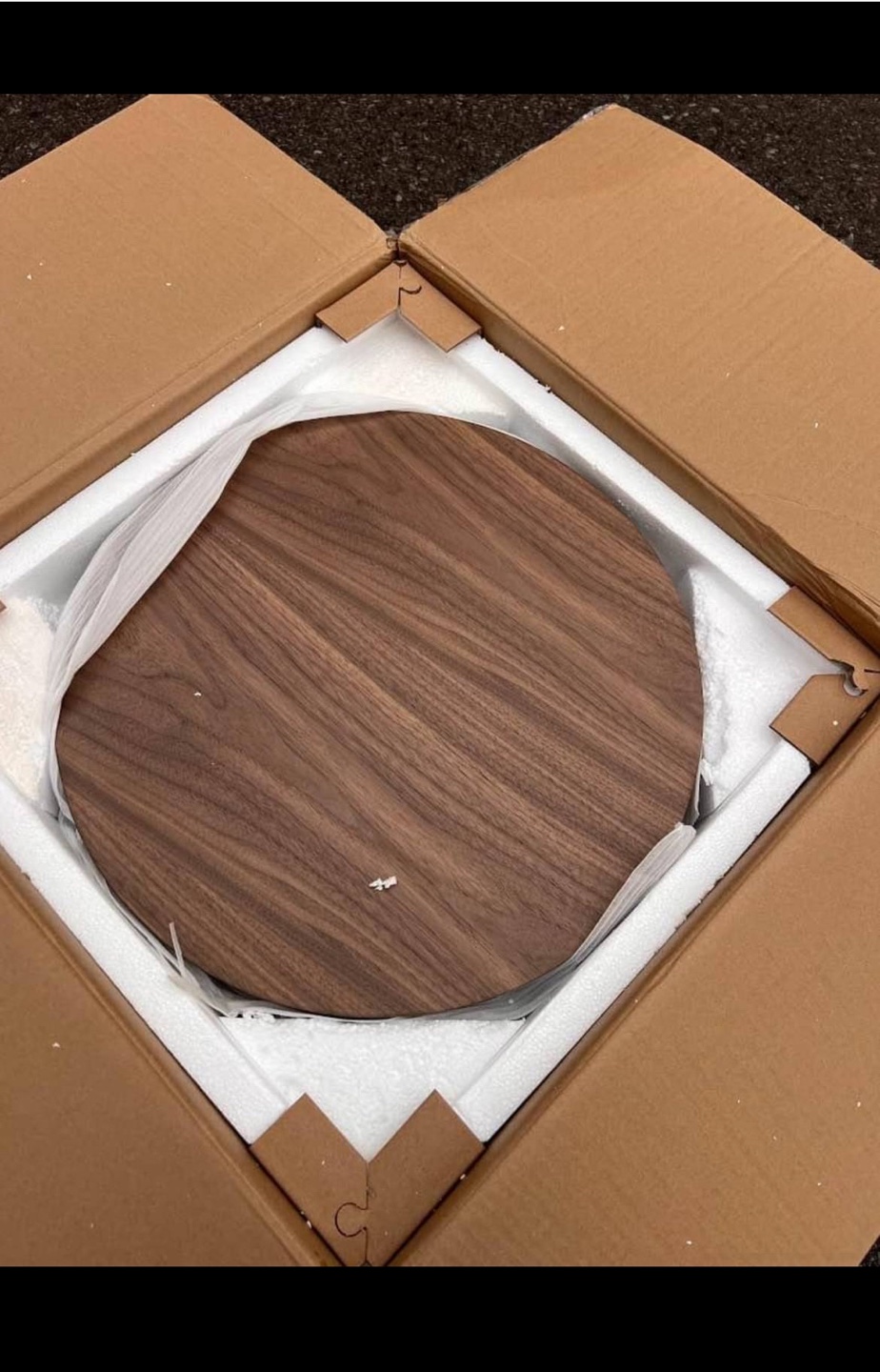 Set of 2 Round Wooden End Tables - photo 4