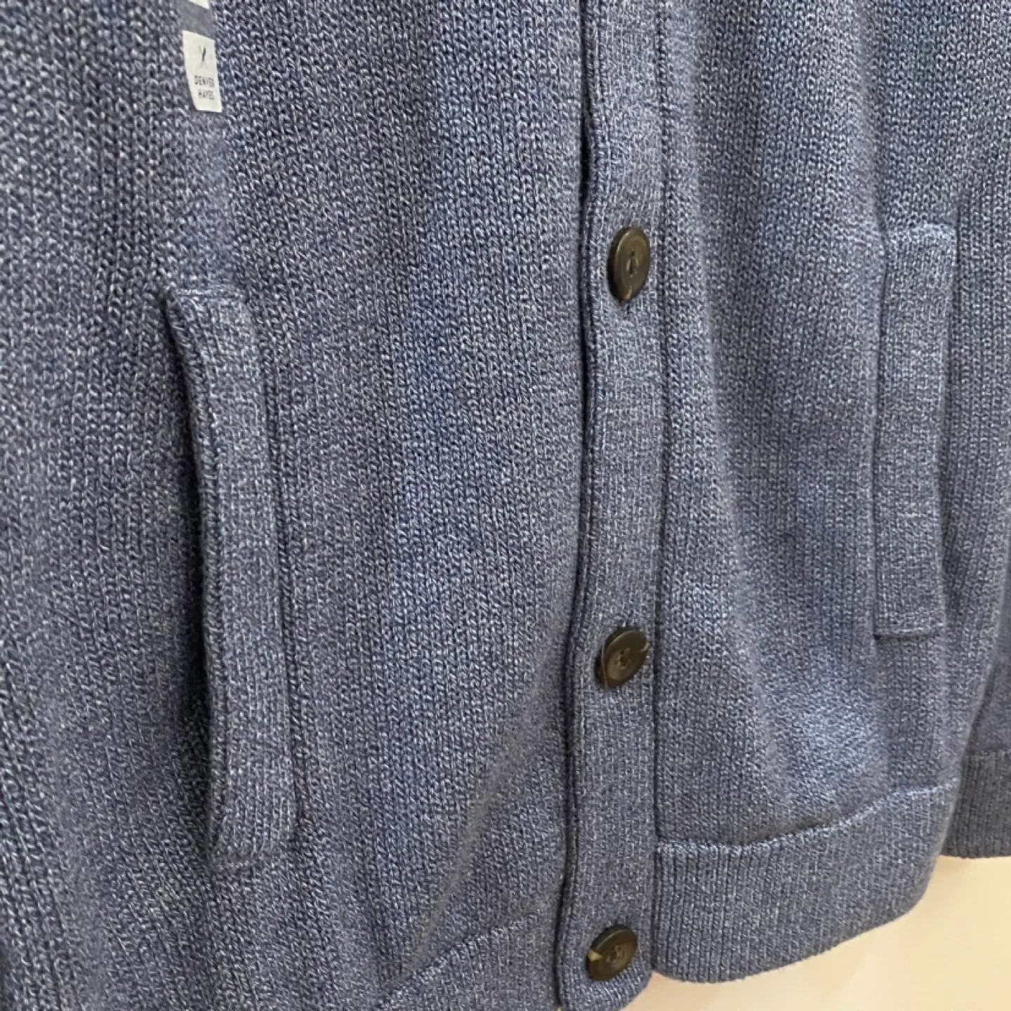 Denver Hayes Men's Blue Cardigan Sweater Size Large image indicator(2)