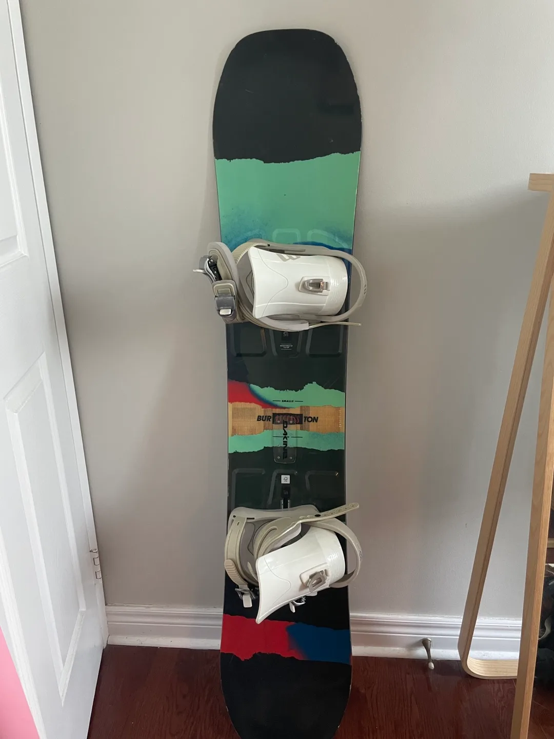 Burton process small snowboard (142cm) and bindings thumbnail