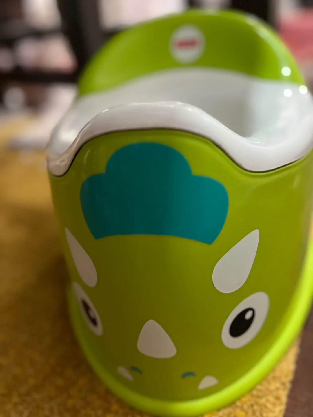 Fisher-Price Green Potty - never used image indicator(5)