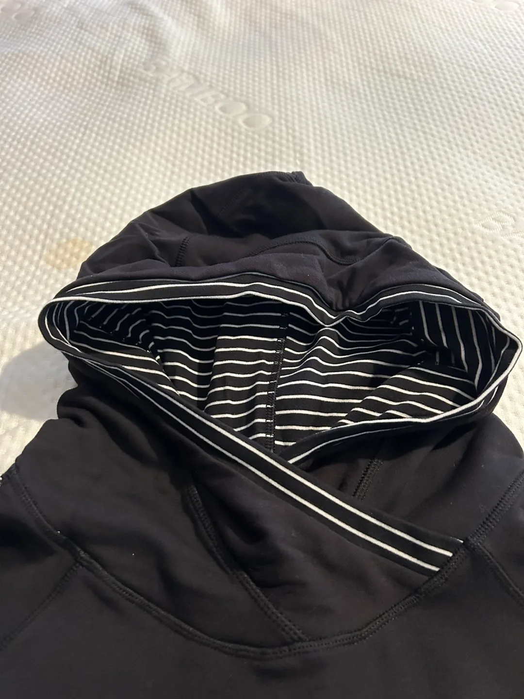 Lululemon Hoodie image indicator(2)