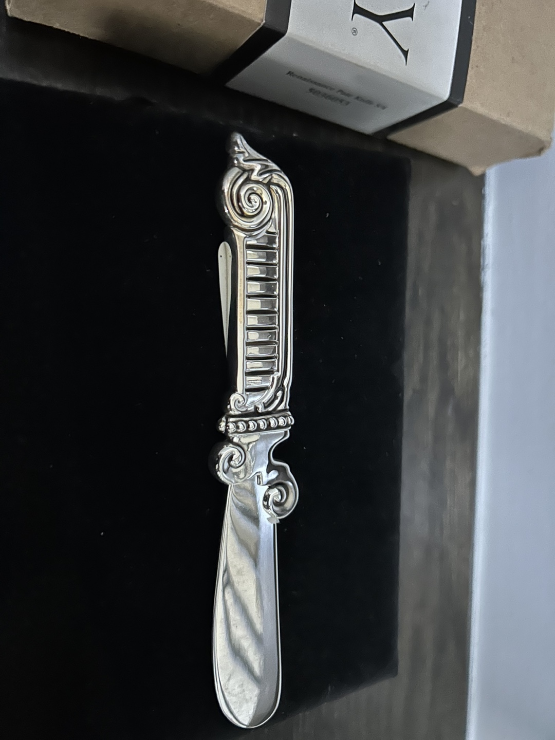 Bombay Company Renaissance Pate Knife Set of 4 - photo 3