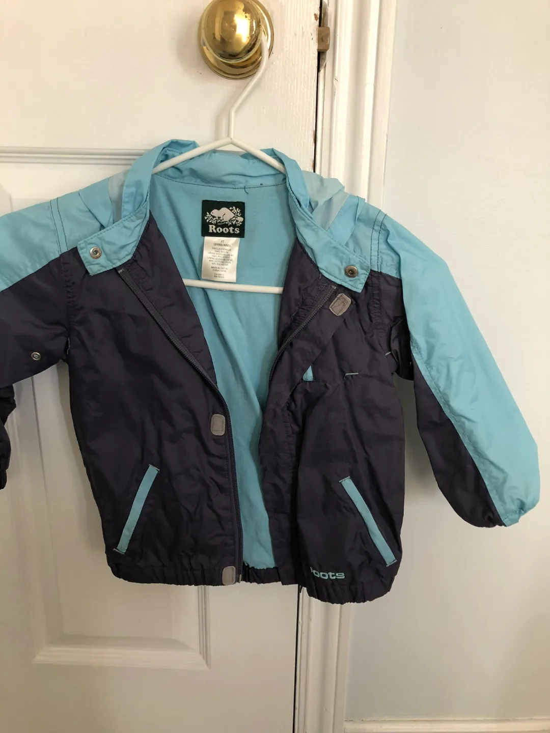 Roots Kids Jackets and Vest Bundle (Size 2T) image indicator(2)