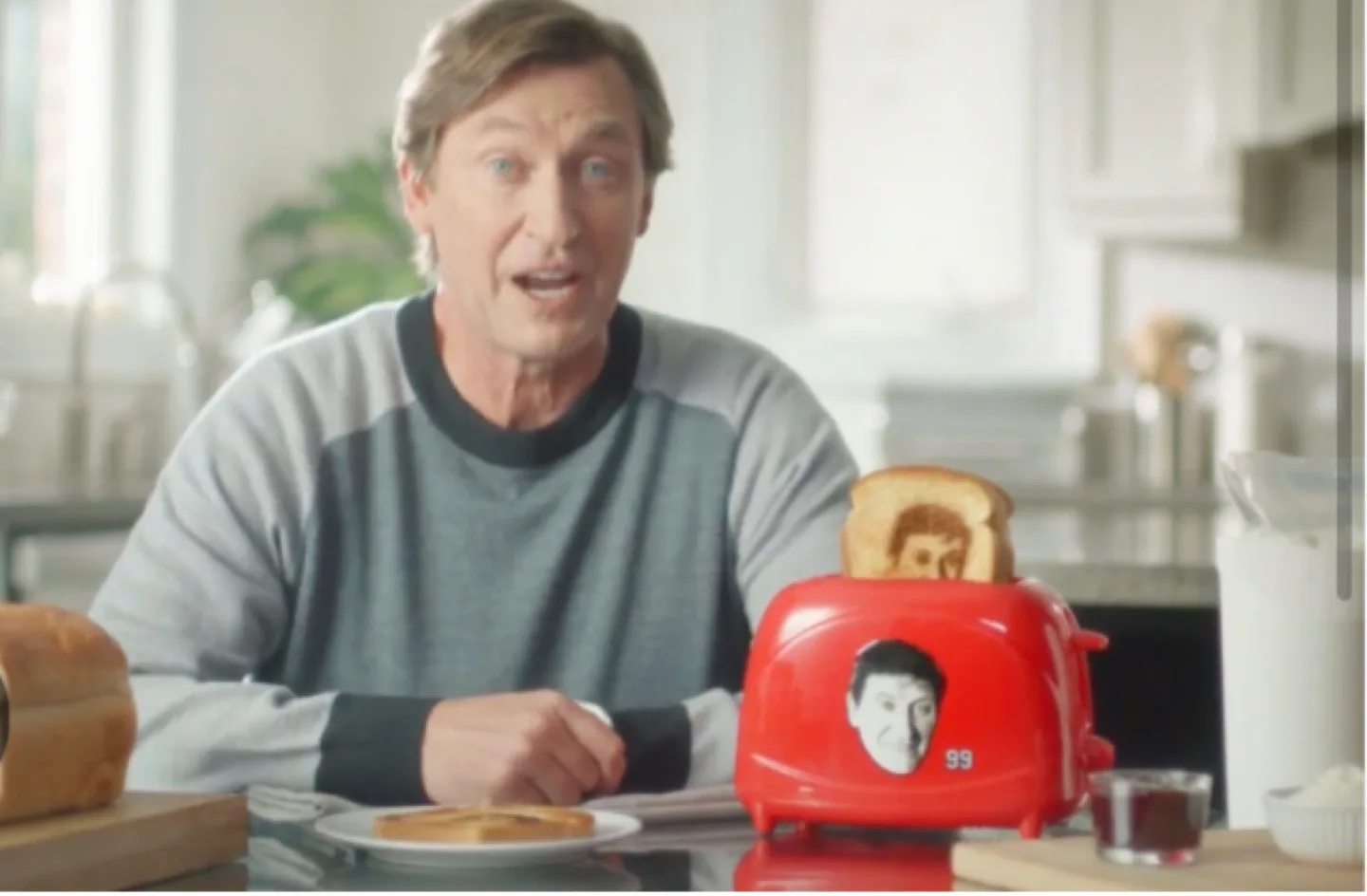 Wayne Gretzky's The Great Toaster thumbnail