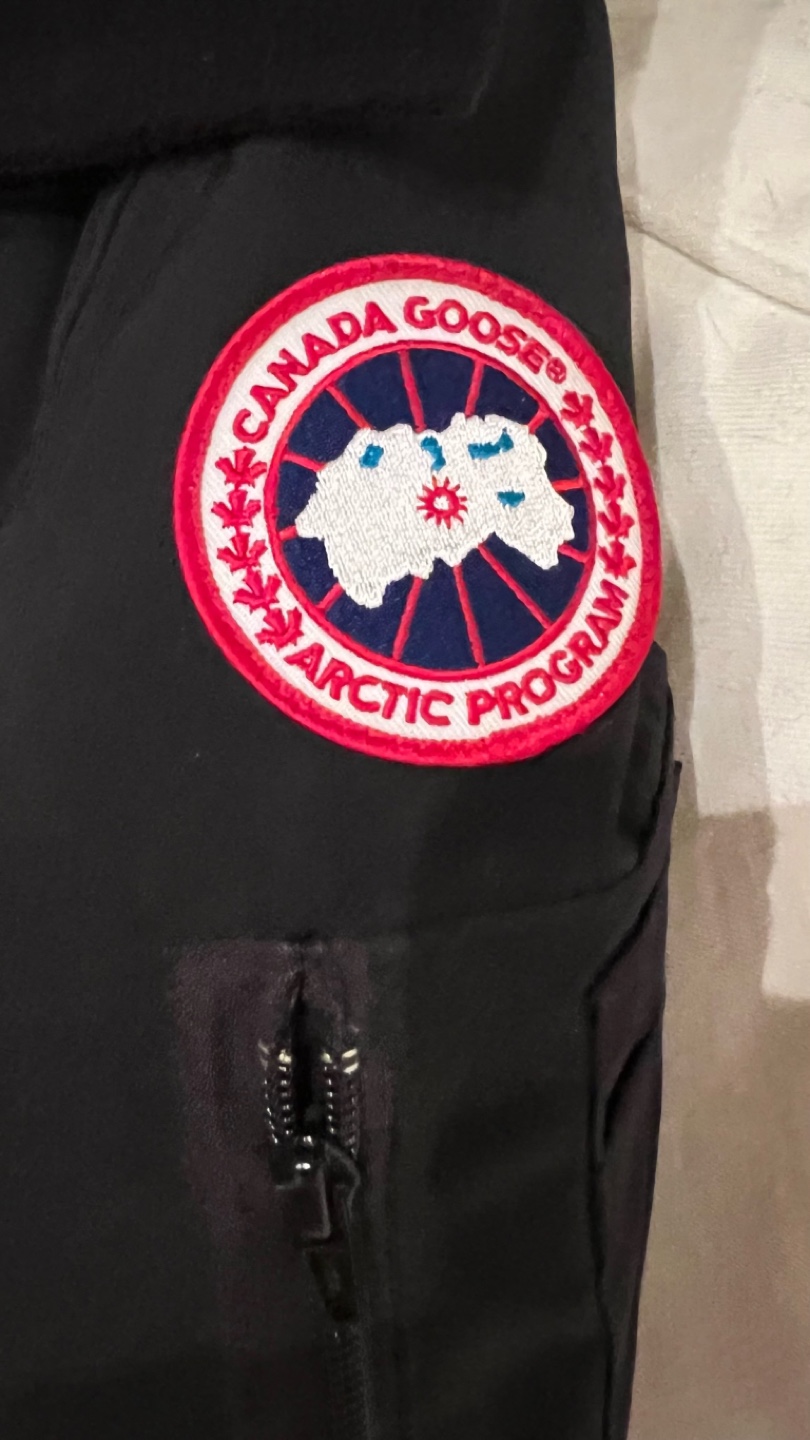 Canada Goose Montebello Parka - photo 3