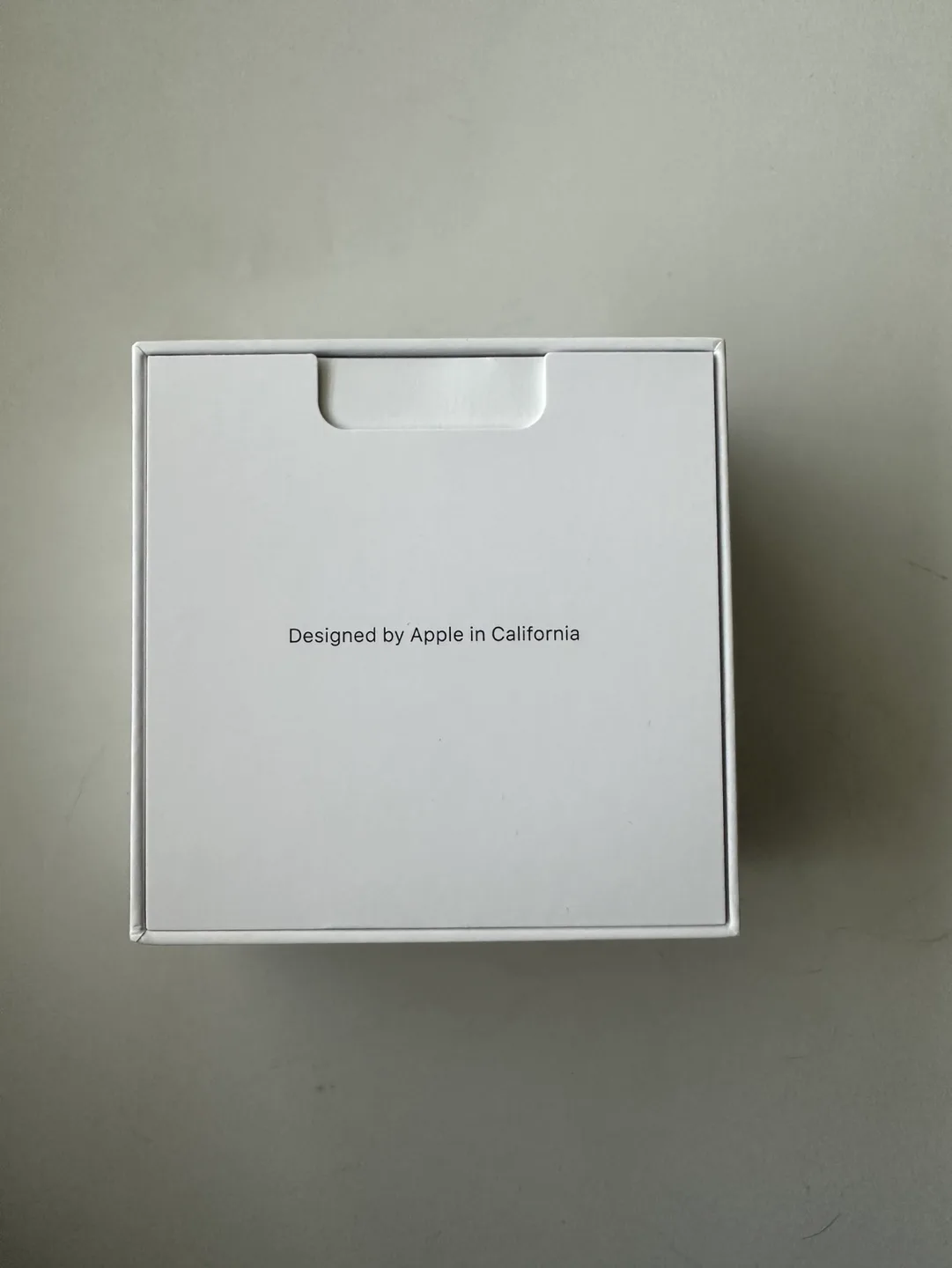 Apple AirPods Pro with Wireless Charging Case image indicator(4)