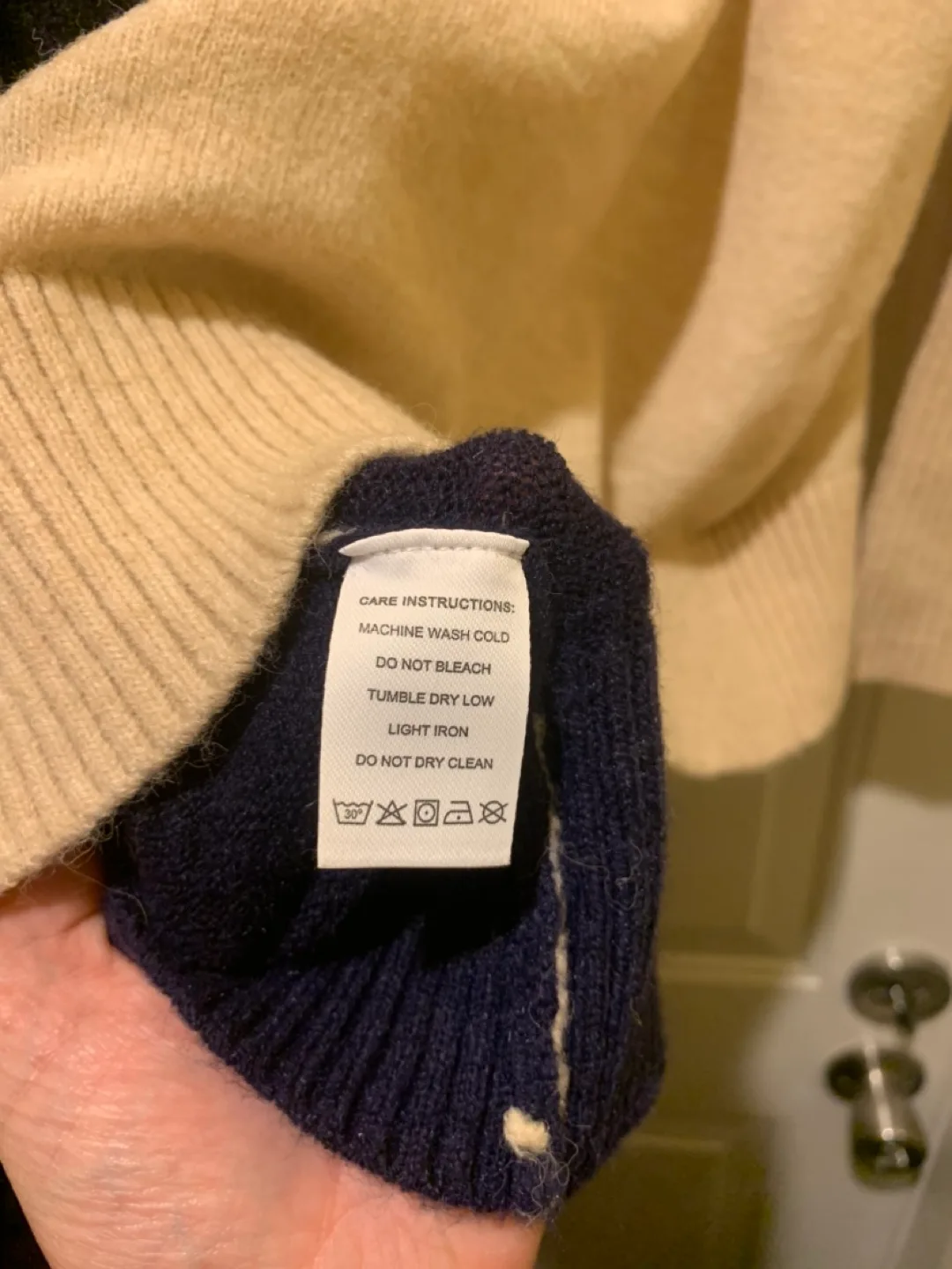 Sweater image indicator(3)