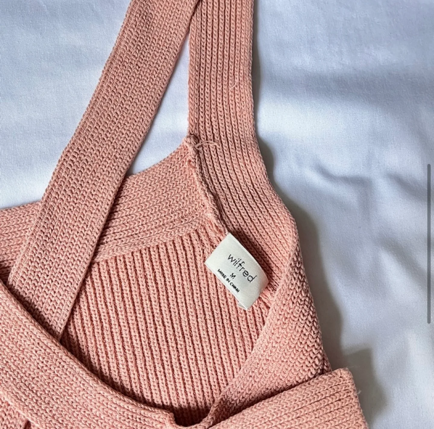 Aritzia | Wilfred Cayenne Halter Top image indicator(4)