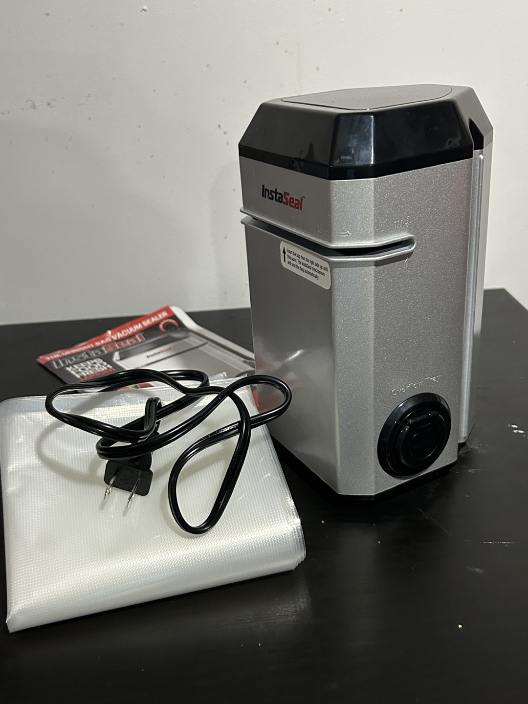 InstaSeal Vacuum Sealer - photo 4