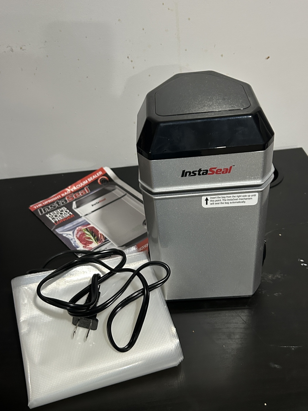 InstaSeal Vacuum Sealer - photo 3