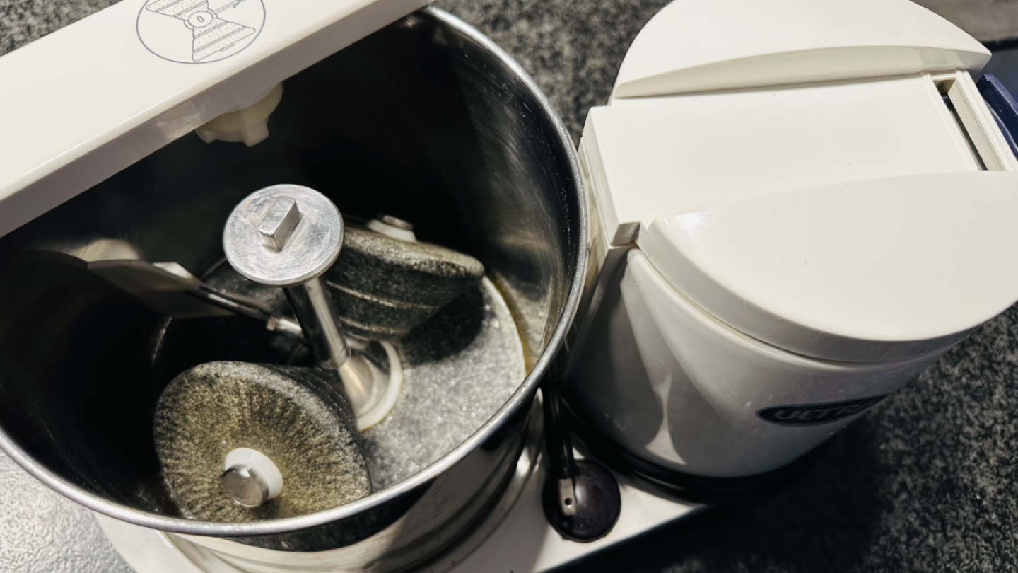 Ultra Wet Grinder Move out sale - photo 2