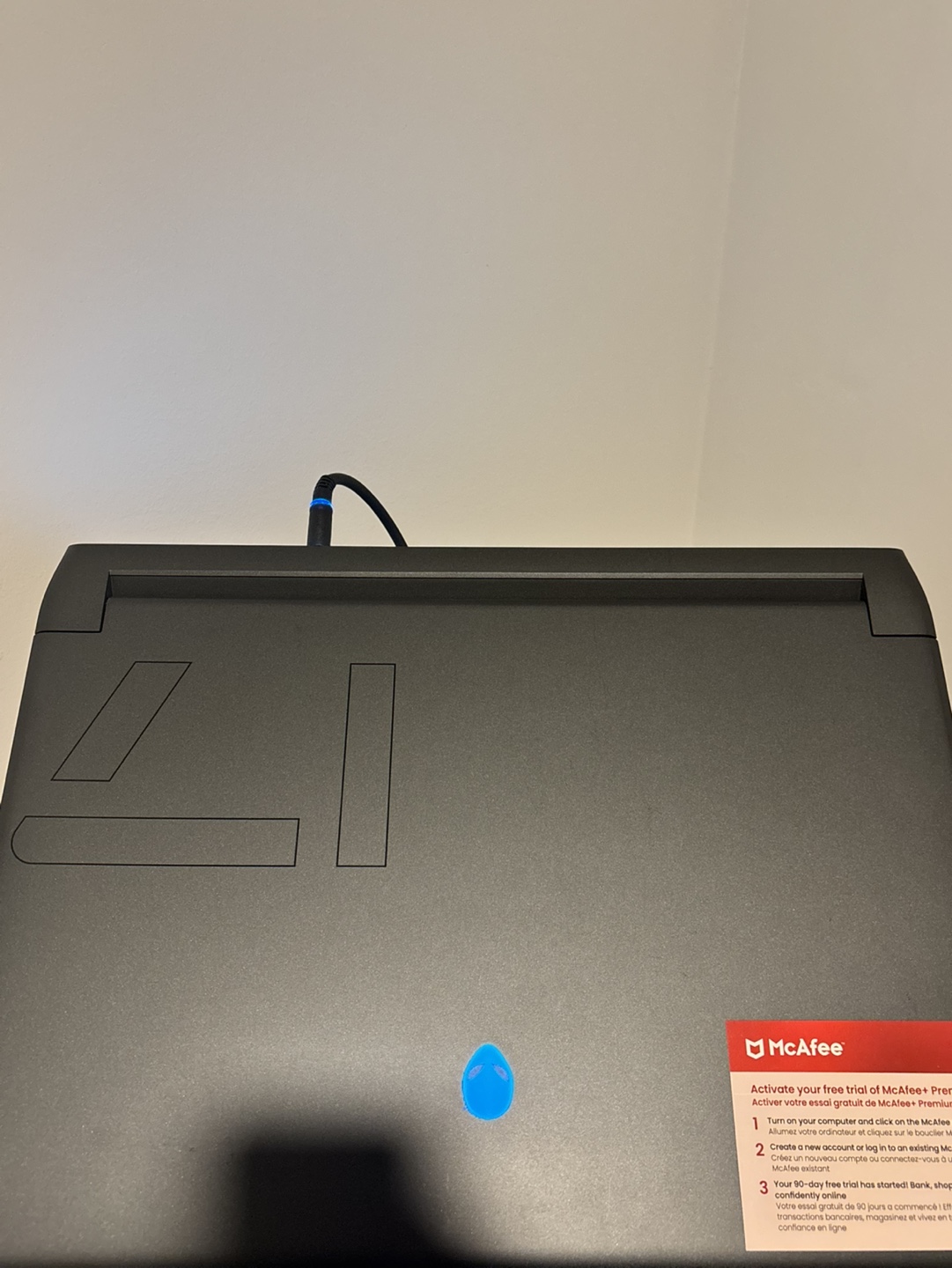 Gaming laptop/ Dell Alienware m17 R5 Ryzen 17inch Laptop