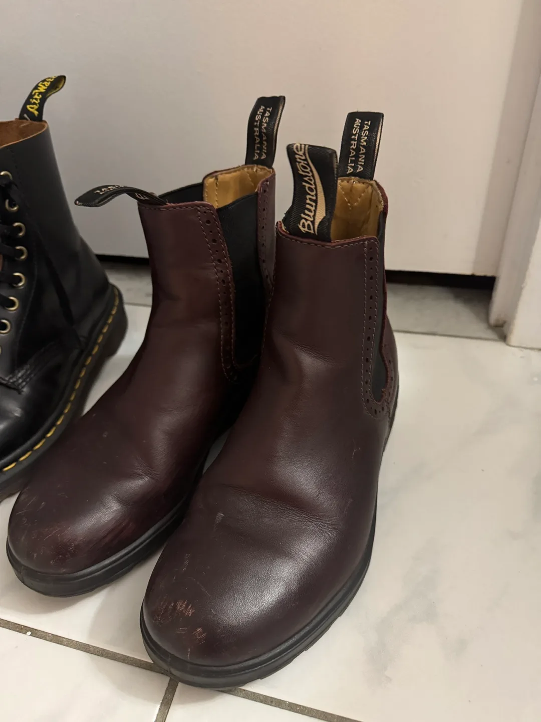 Dr. Martens / Blundstone Chelsea Boots image indicator(4)
