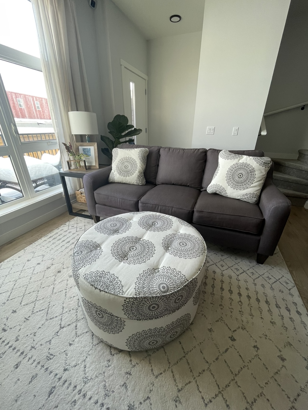 Lazy Boy Couch & Ottoman - photo 5