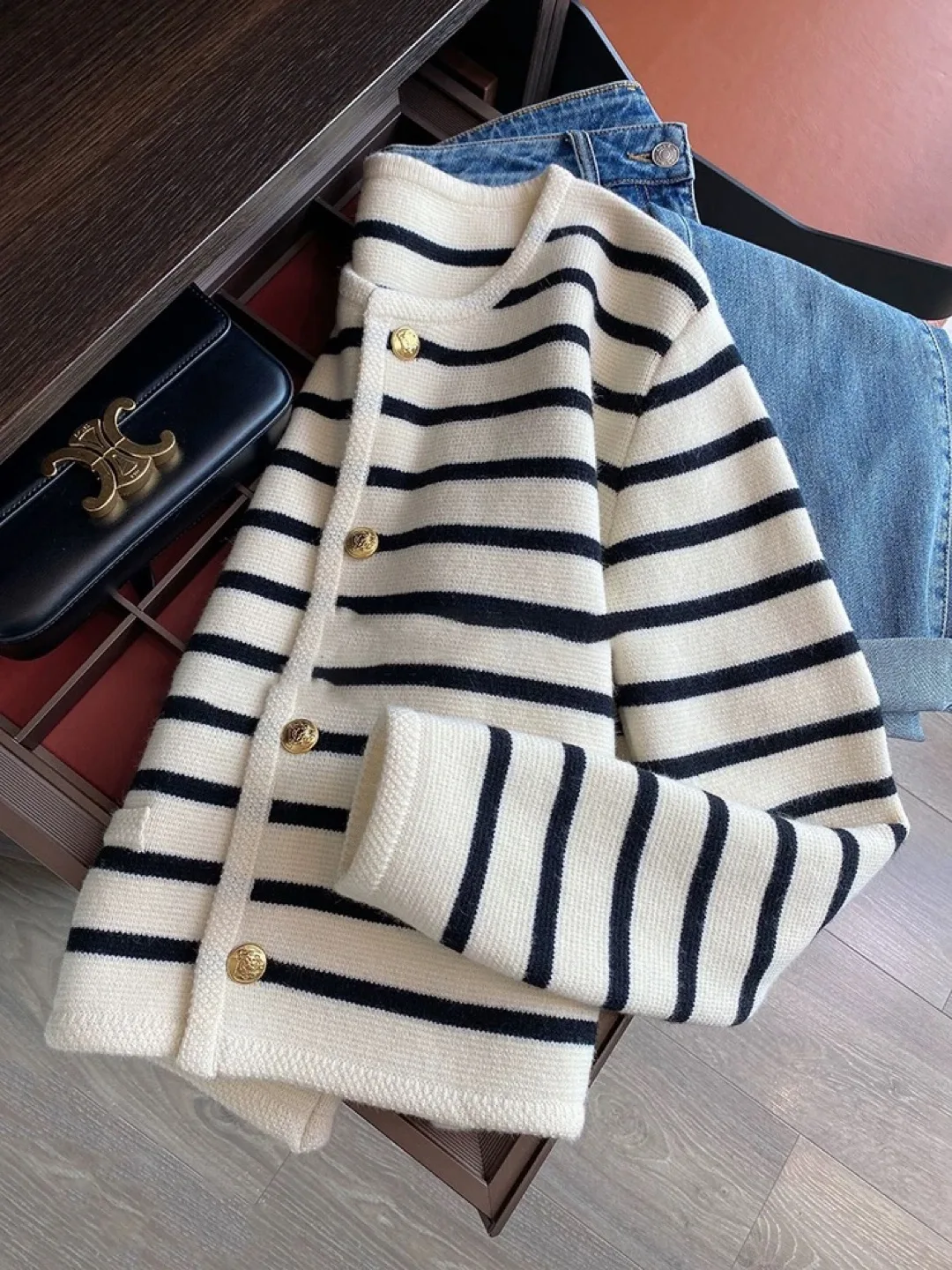 Winter soft knitted cardigan thumbnail