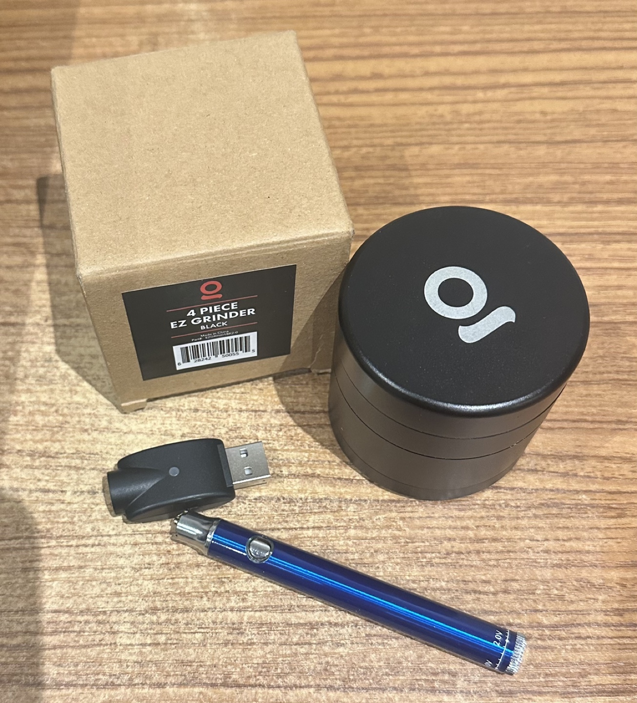 4 Piece Grinder, Pen & Charger - photo 2