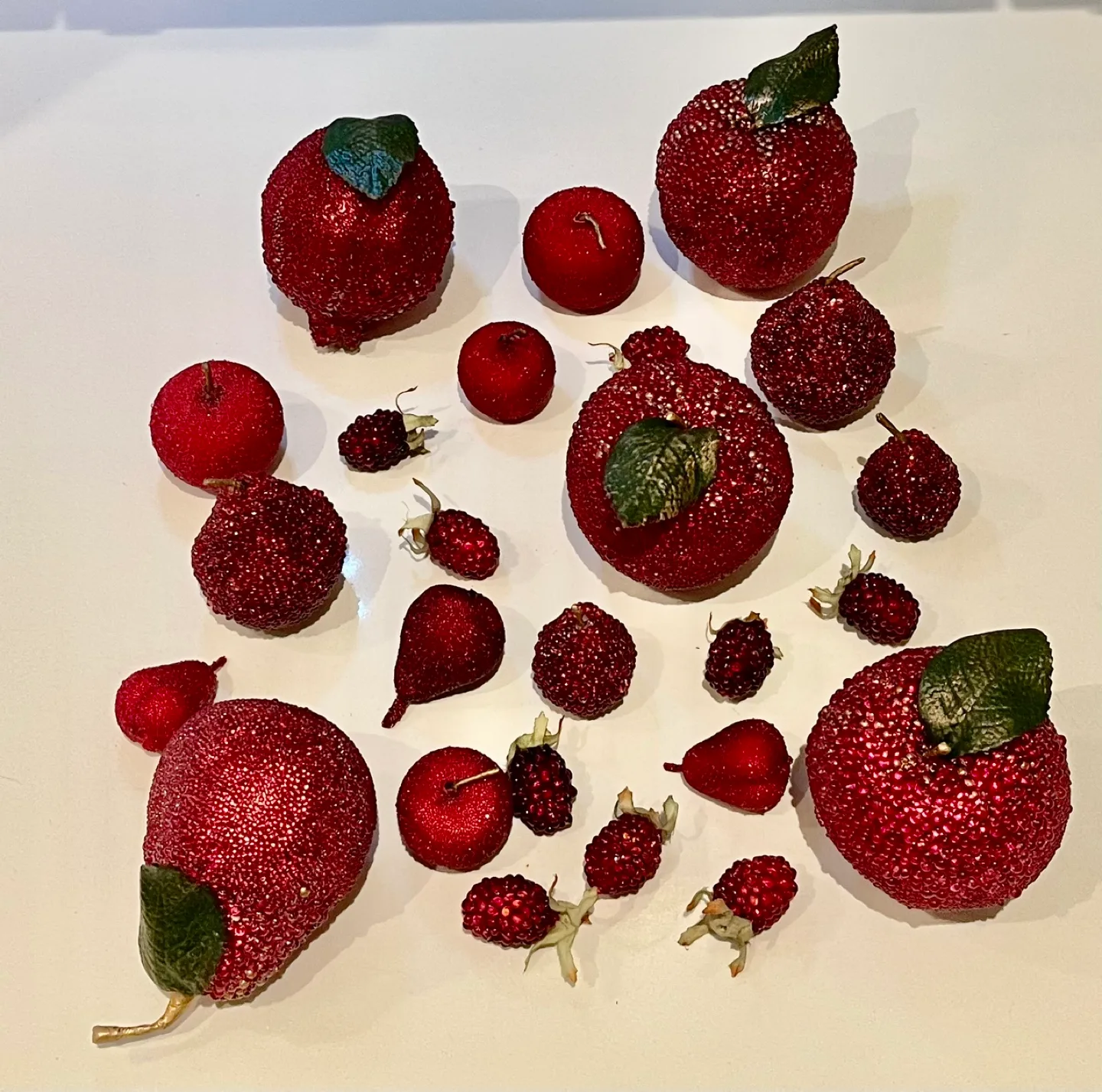 Red Beaded Fruit Decorative Vase filler image indicator(6)