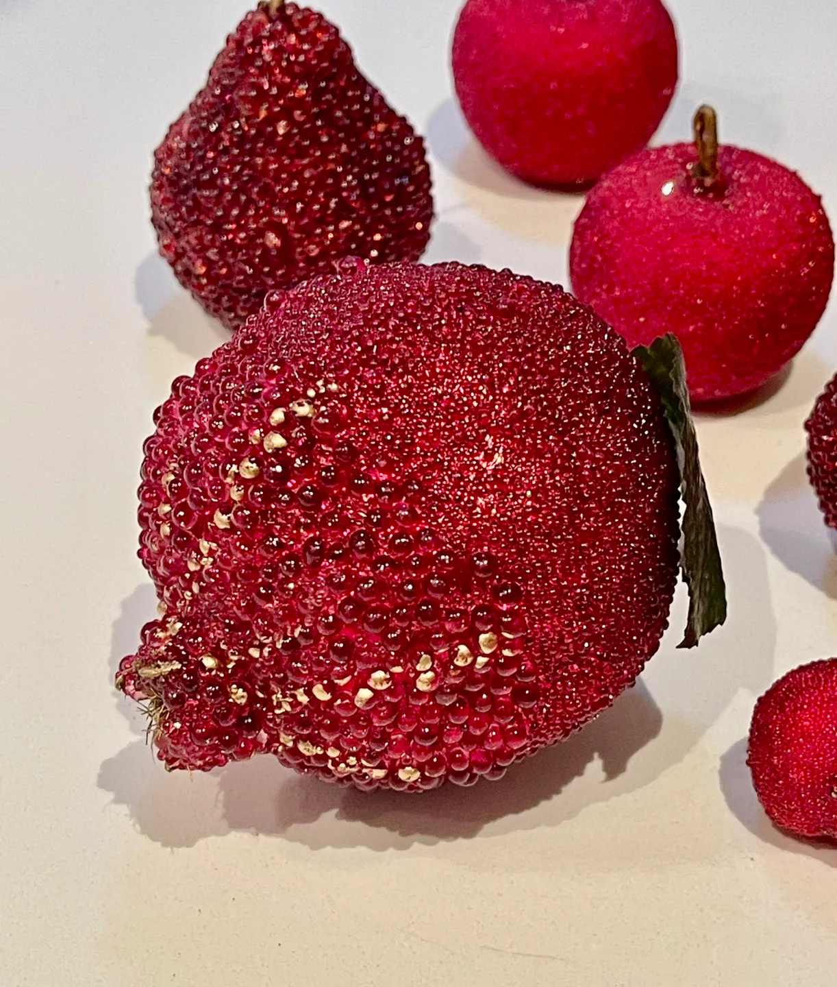 Red Beaded Fruit Decorative Vase filler image indicator(4)
