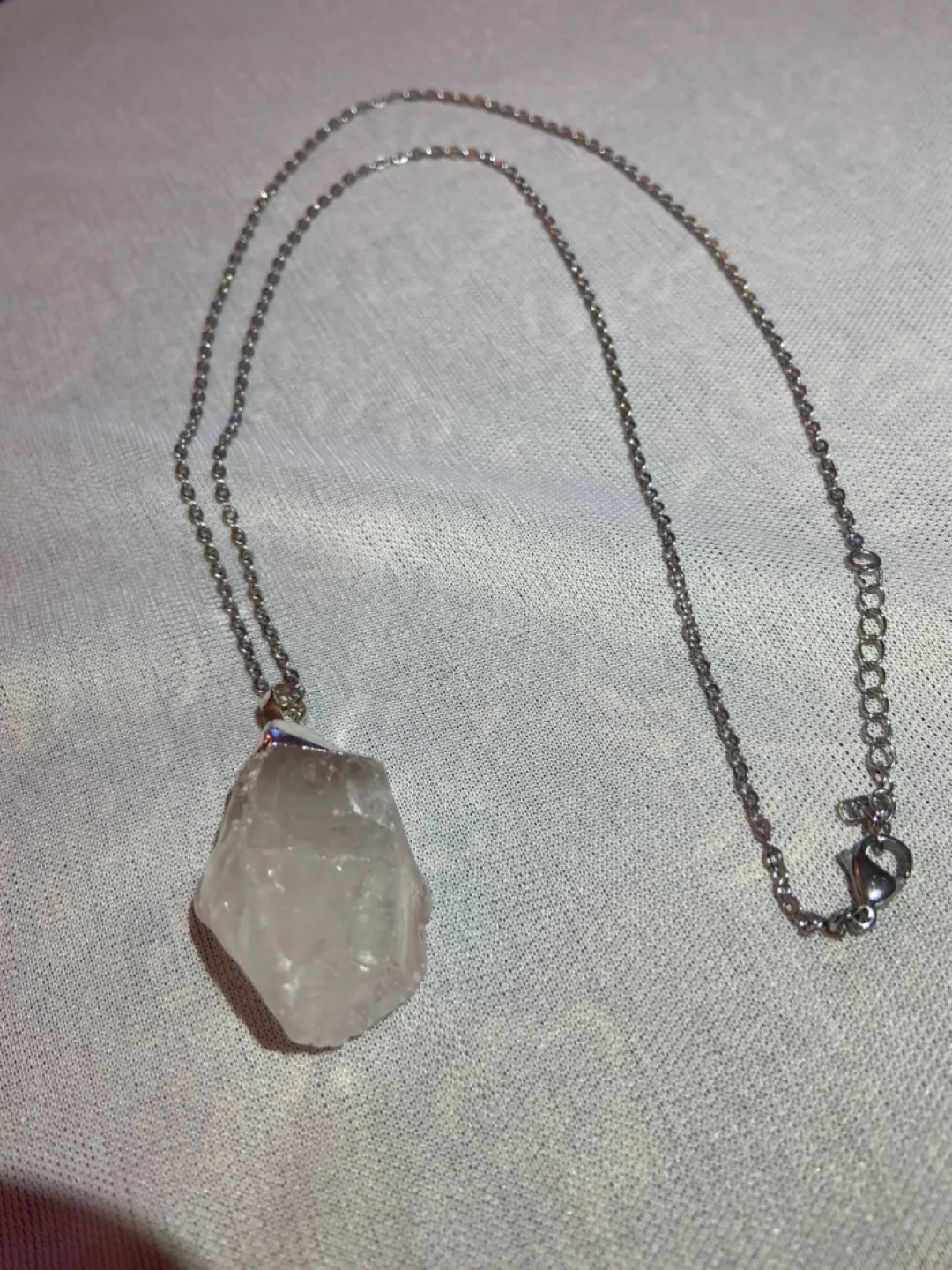 Raw Crystal Necklace image indicator(2)