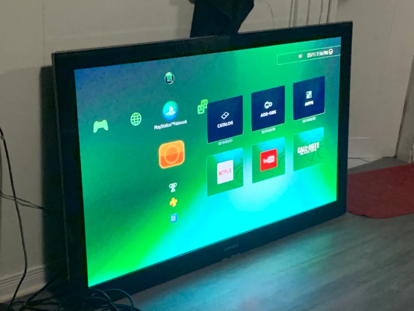 60 INCH SAMSUNG HDTV thumbnail