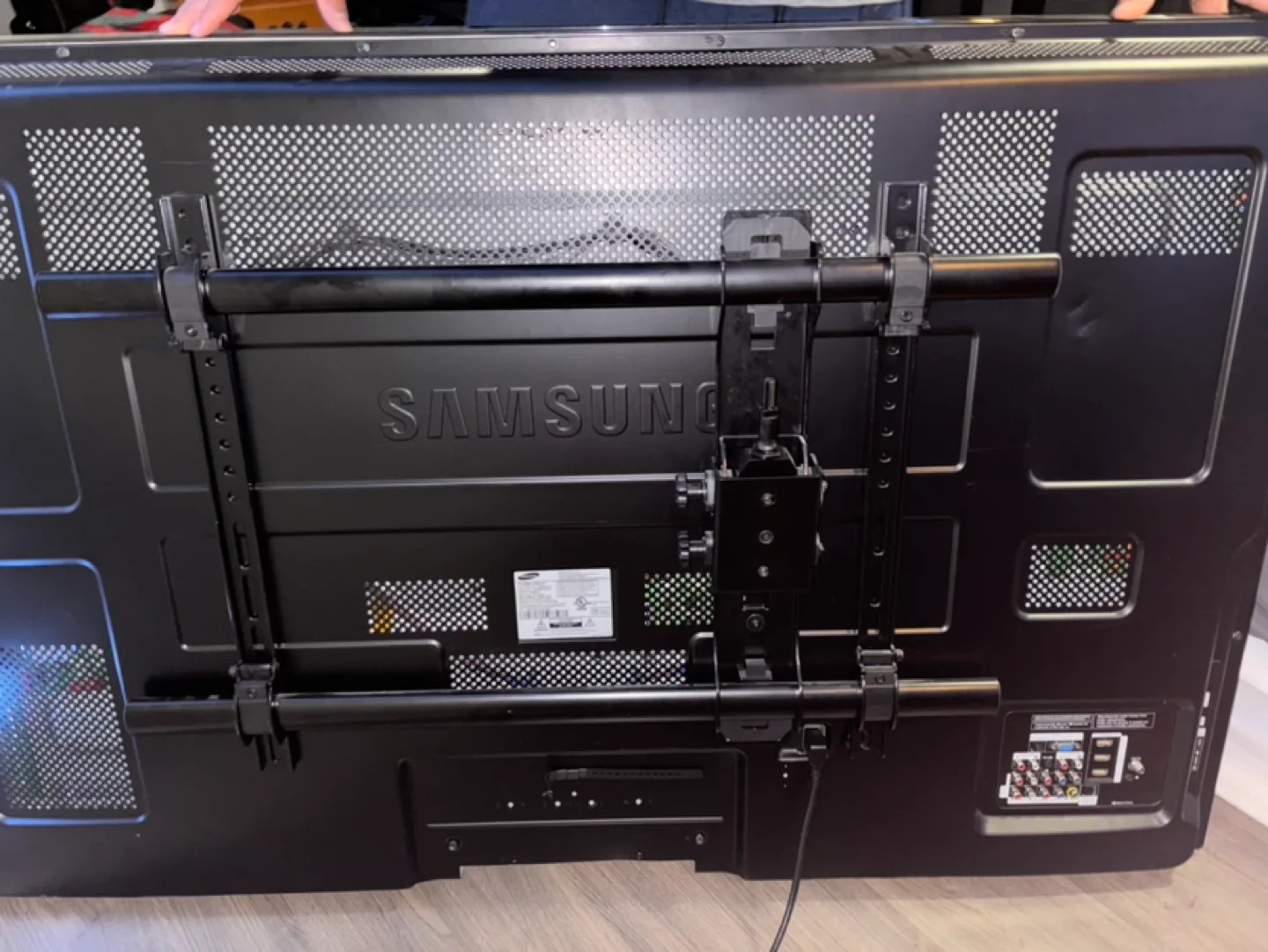 60 INCH SAMSUNG HDTV image indicator(5)