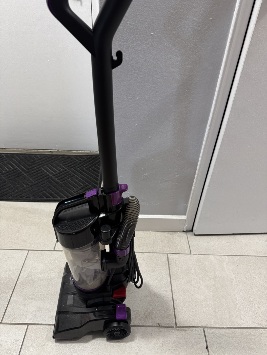 Bissell Vacuum cleaner