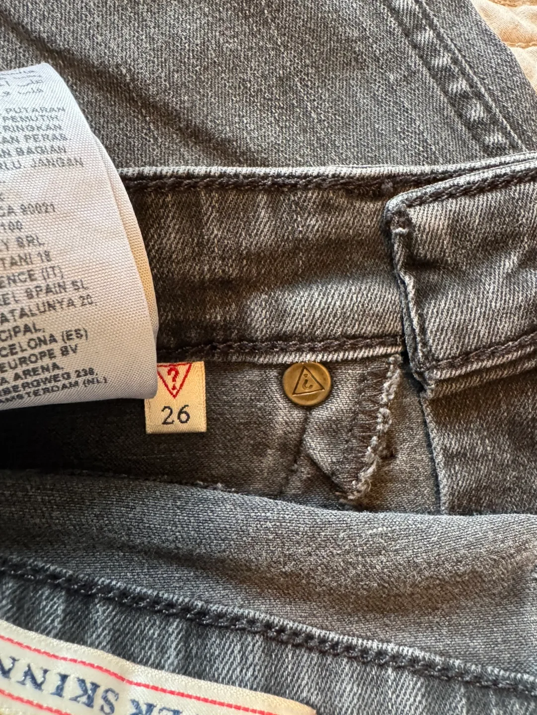 Guess 1981 Power Skinny Jeans image indicator(3)