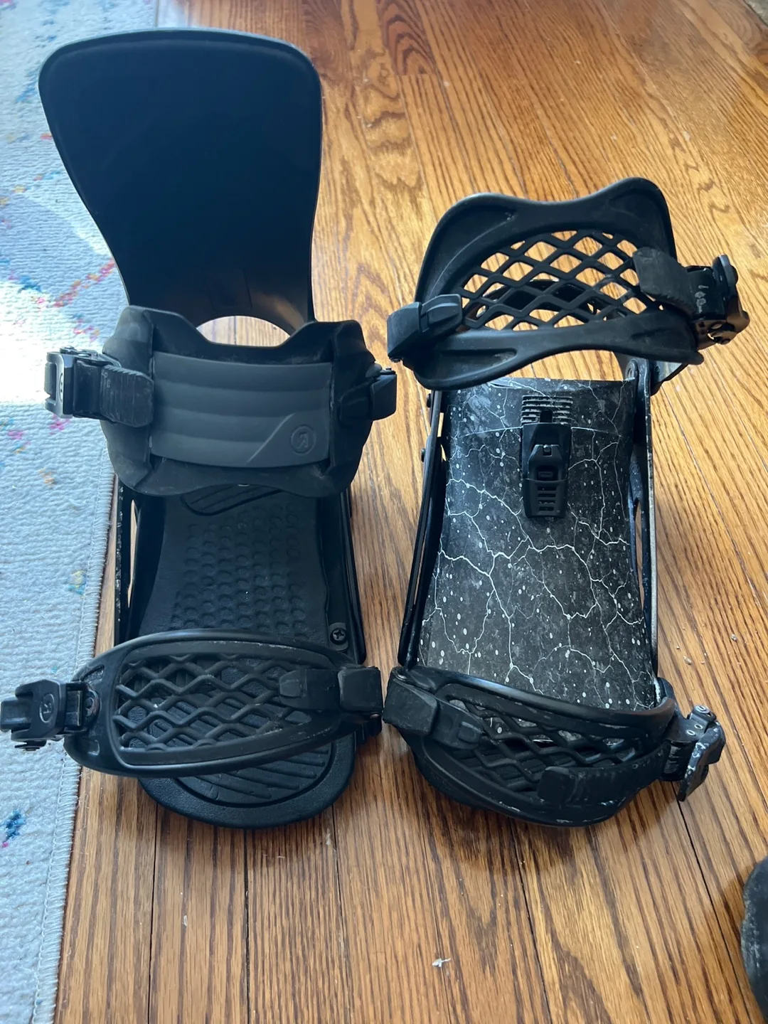 Ride A-10 Snowboard Bindings and ThirtyTwo Lashed Boots image indicator(4)