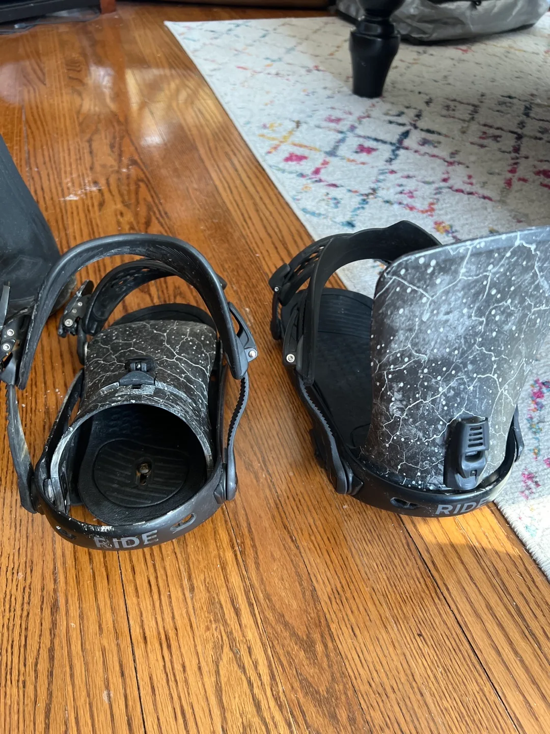 Ride A-10 Snowboard Bindings and ThirtyTwo Lashed Boots image indicator(5)