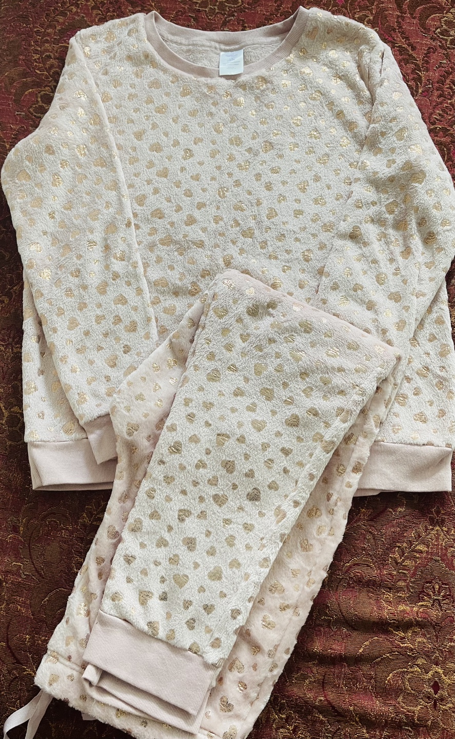 Women's Pink and Gold Heart Print Pajama Set
