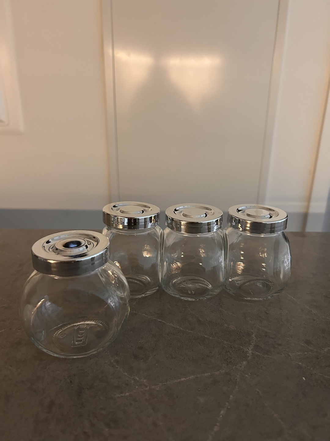 Set of 4 Glass Jars with Silver Lids - photo 2