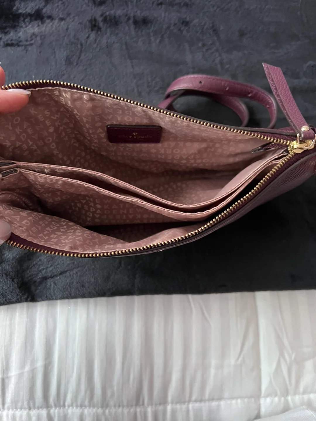 Kate Spade Crossbody Bag image indicator(2)