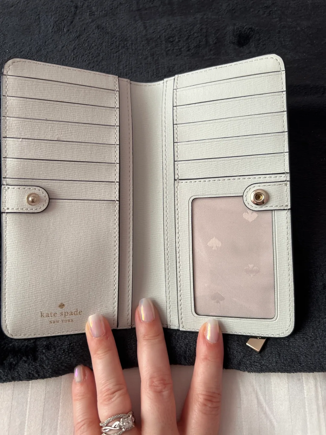 Kate Spade Black Wallet image indicator(3)