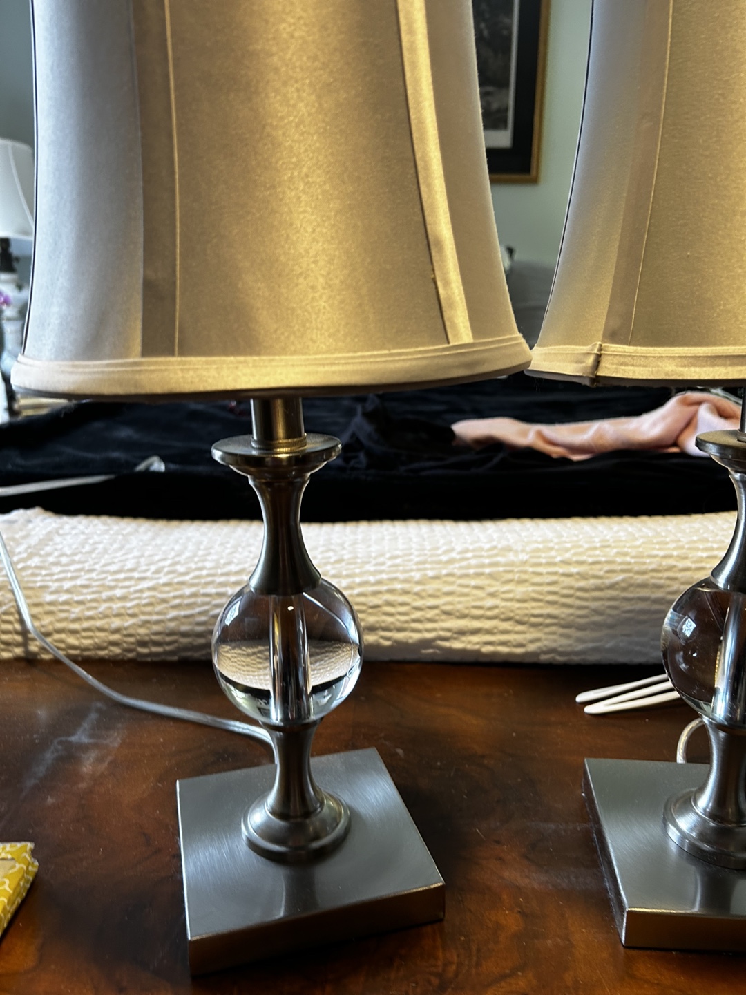 Pair of 2 small table lamps. - photo 5