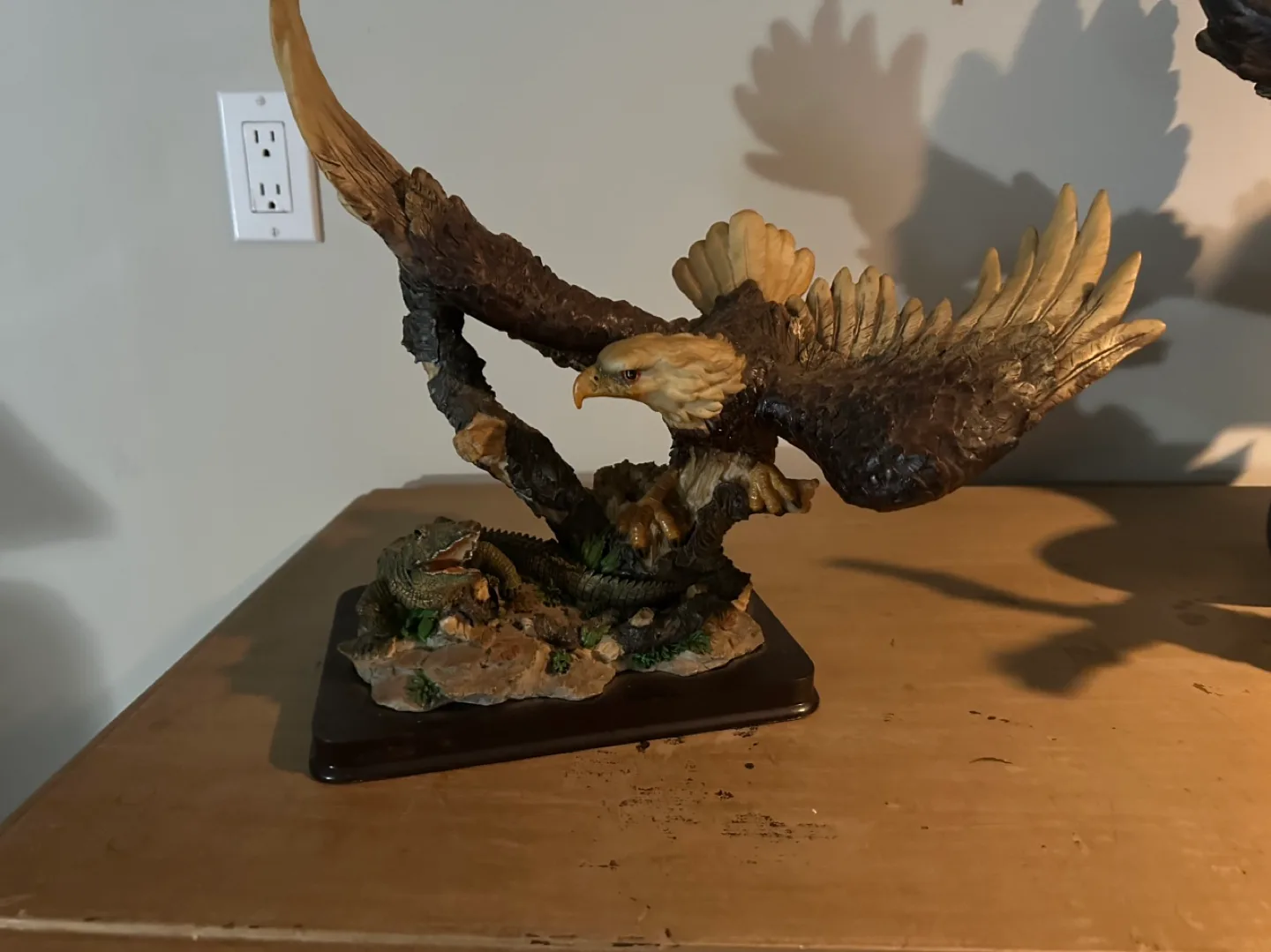 Cb Collection Eagle Figurines image indicator(2)