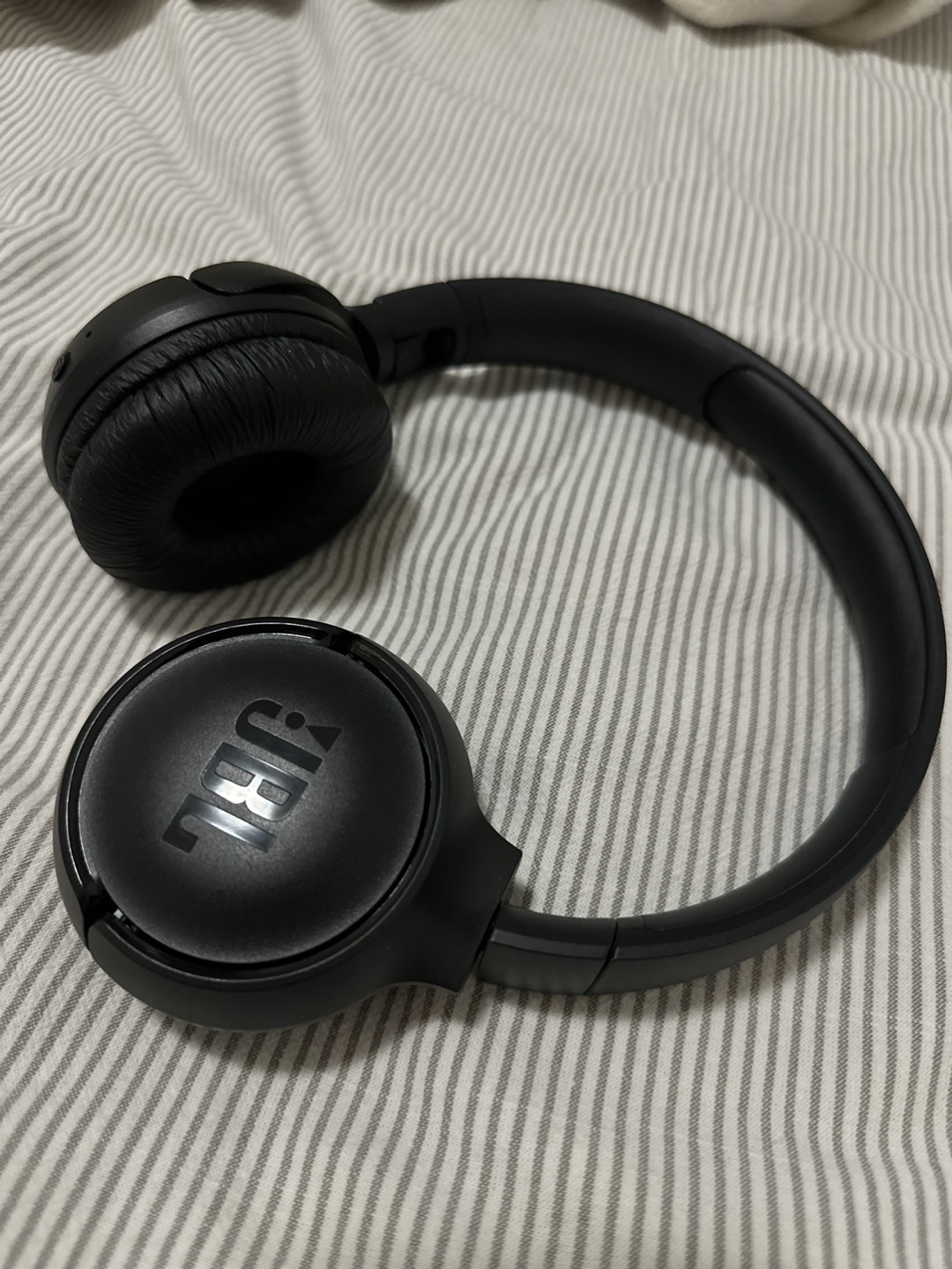 JBL Tune 500BT Wireless Headphones