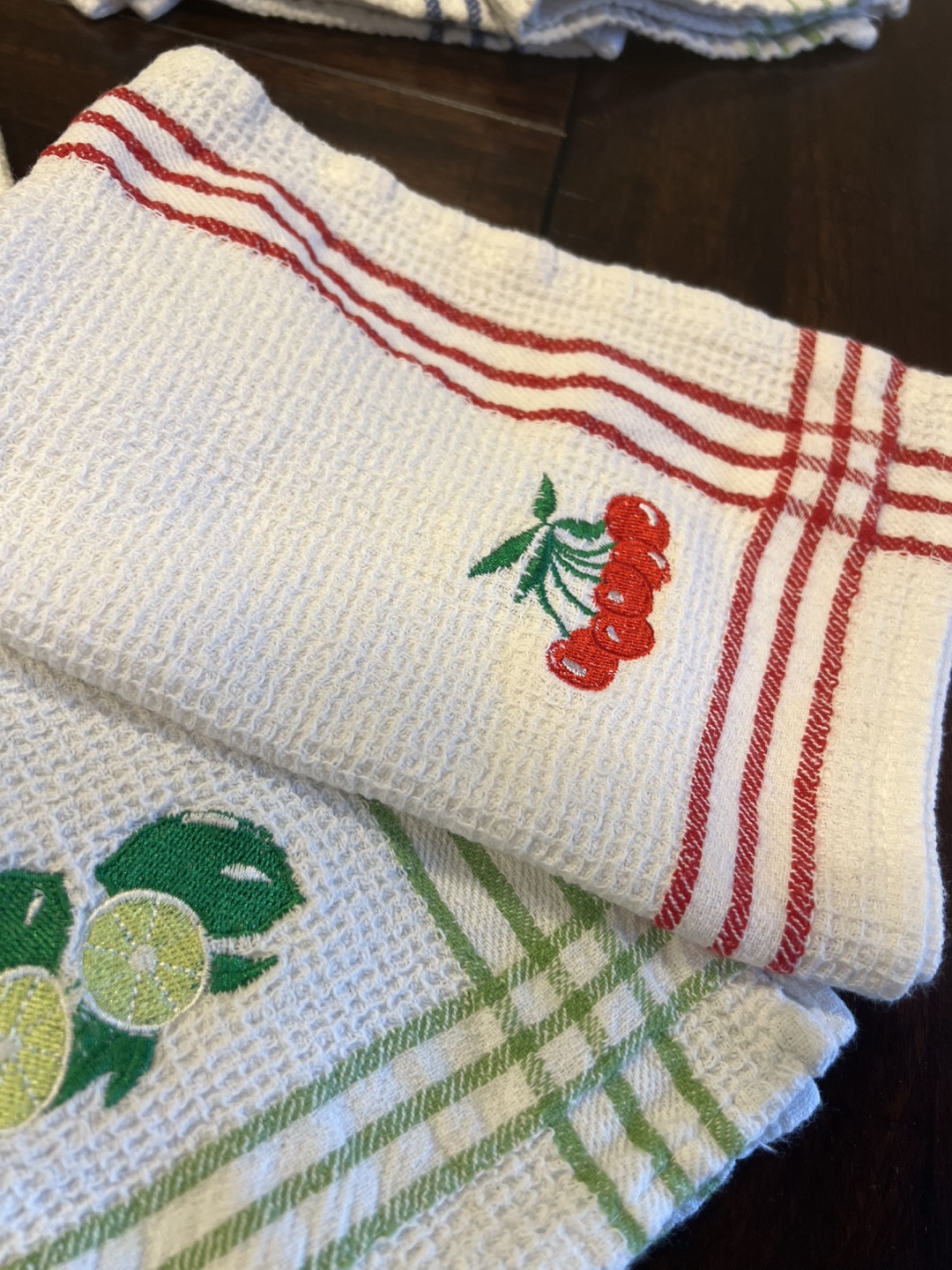 Embroidered Kitchen Tea Towels - photo 2