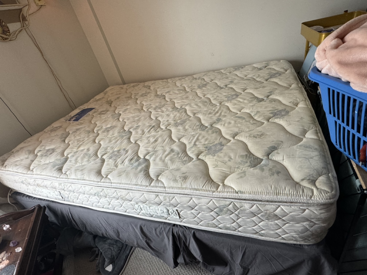 Queen Mattress and box spring