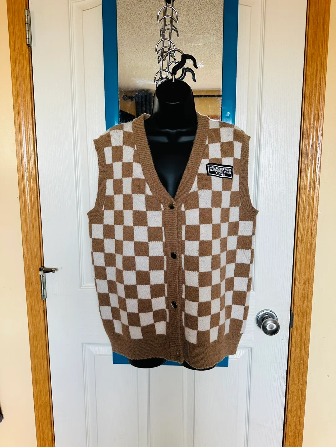Checkered Knit Vest image indicator(3)
