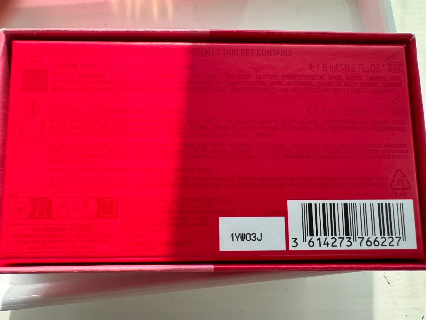 Valentino Perfume Gift Set image indicator(2)